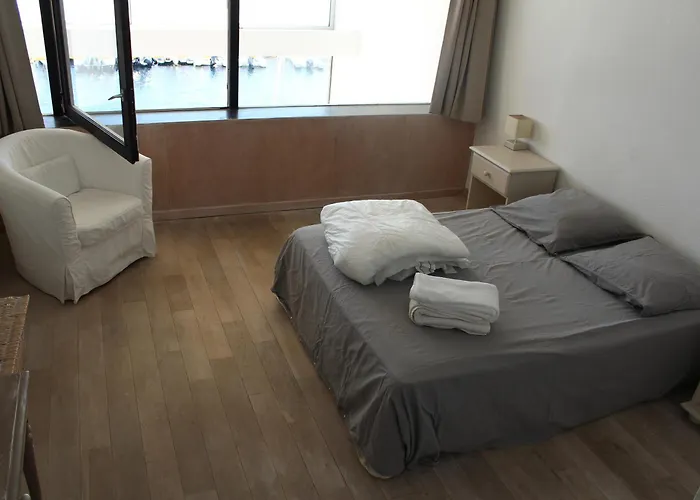 Les Petits Cailloux Daire Bandol