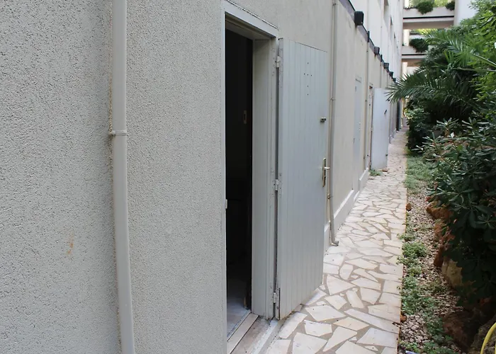 Les Petits Cailloux *